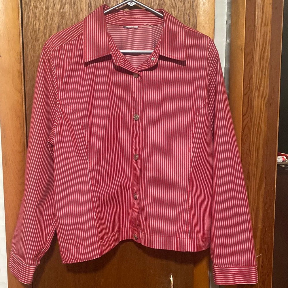 RED & WHITE PINSTRIPE JACKET SIZE XL